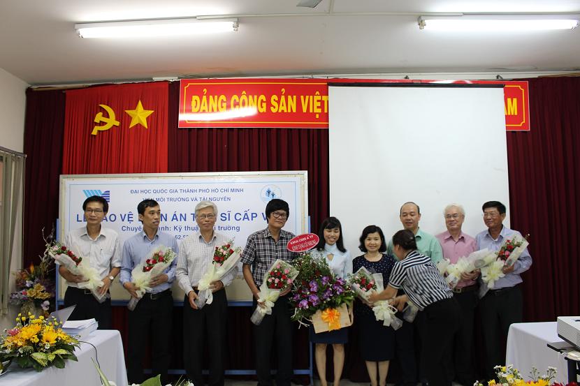 Bảo vệ luận án tiến sĩ kỹ thuật cấp Viện NCS Hoàng Thị Tuyết Nhung