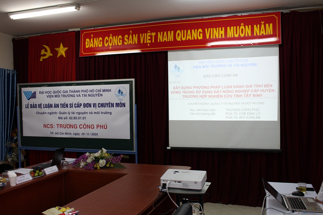 Bảo vệ luận án tiến sĩ cấp ĐVCM - NCS Trương Công Phú