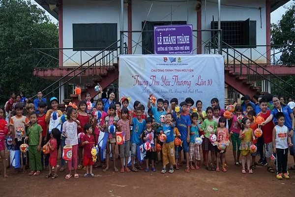 Chương trình trung thu yêu thương lần 10, xã Phú Riềng, huyện Phú Riềng, tỉnh Bình Phước  2019