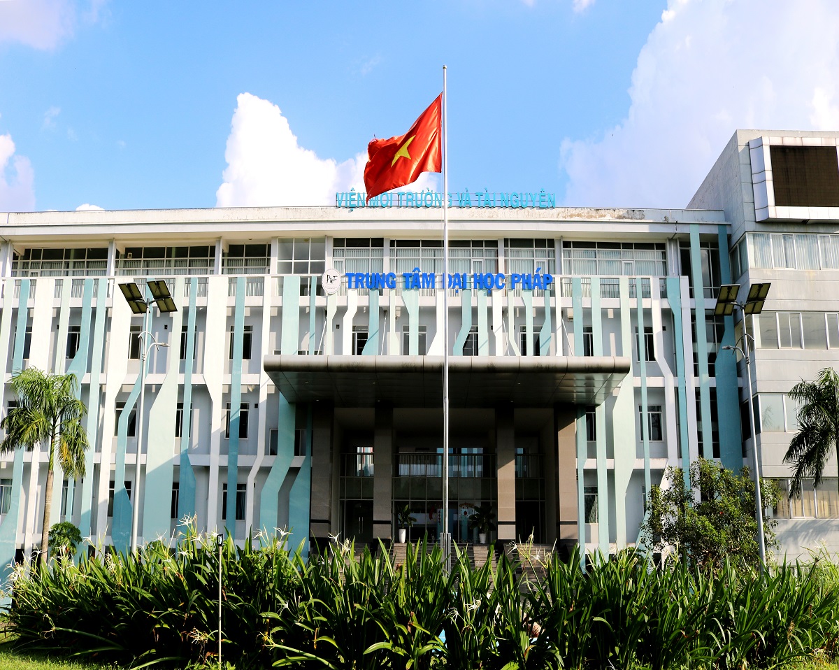 Cơ sở Viện Môi trường và Tài nguyên tại Dĩ An, Bình Dương