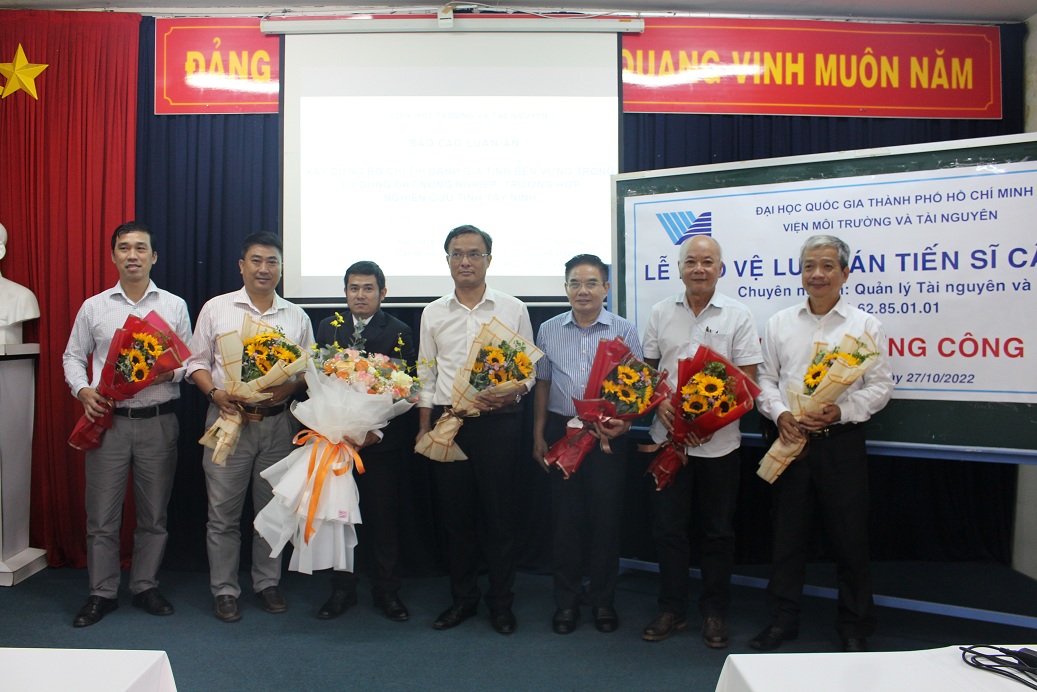 NCS Trương Công Phú bảo vệ thành công luận án tiến sĩ kỹ thuật cấp Viện