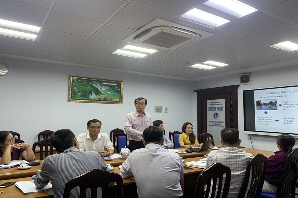 Viện Môi trường và Tài nguyên làm việc với Sở Xây dựng TP.HCM